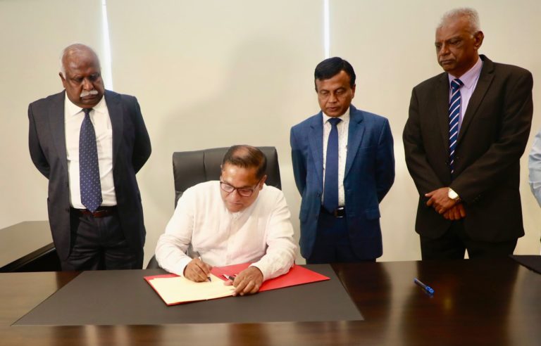 මහජන ආරක්ෂක අමාත්‍යාංශයේ ගරු  අමාත්‍යවරයා ලෙස එච්.එම් විජිත හේරත් මහතා වැඩ භාරගන්නා ලදී.